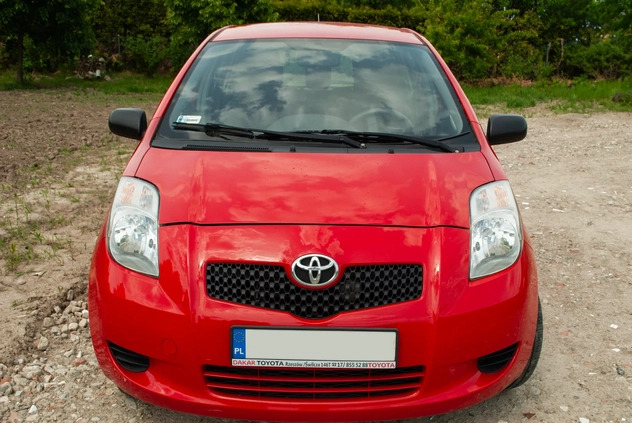 Toyota Yaris cena 18900 przebieg: 111534, rok produkcji 2007 z Rzeszów małe 37